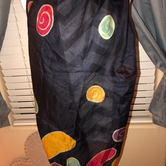 🖤🖤FUN SCARF🖤🖤 - Picture 2 of 2